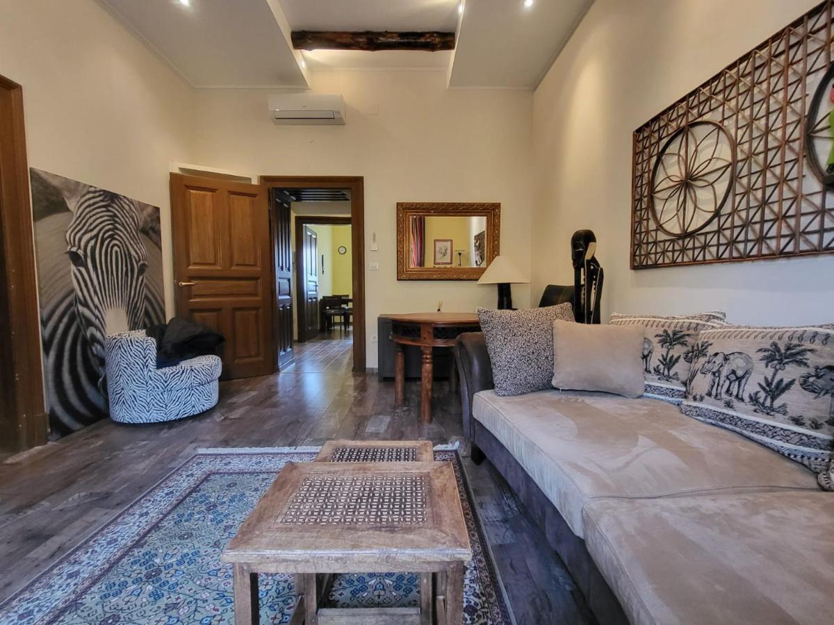 Stylish Apartment In Center Of ซาเกร็บ ภายนอก รูปภาพ
