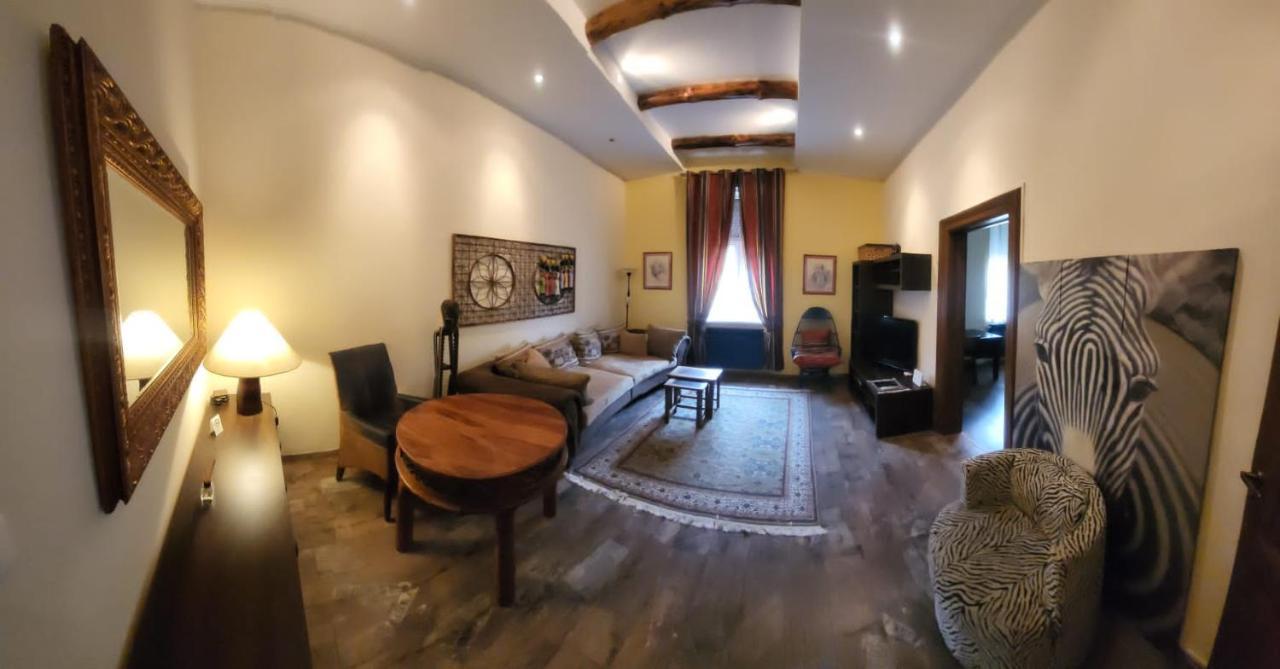 Stylish Apartment In Center Of ซาเกร็บ ภายนอก รูปภาพ